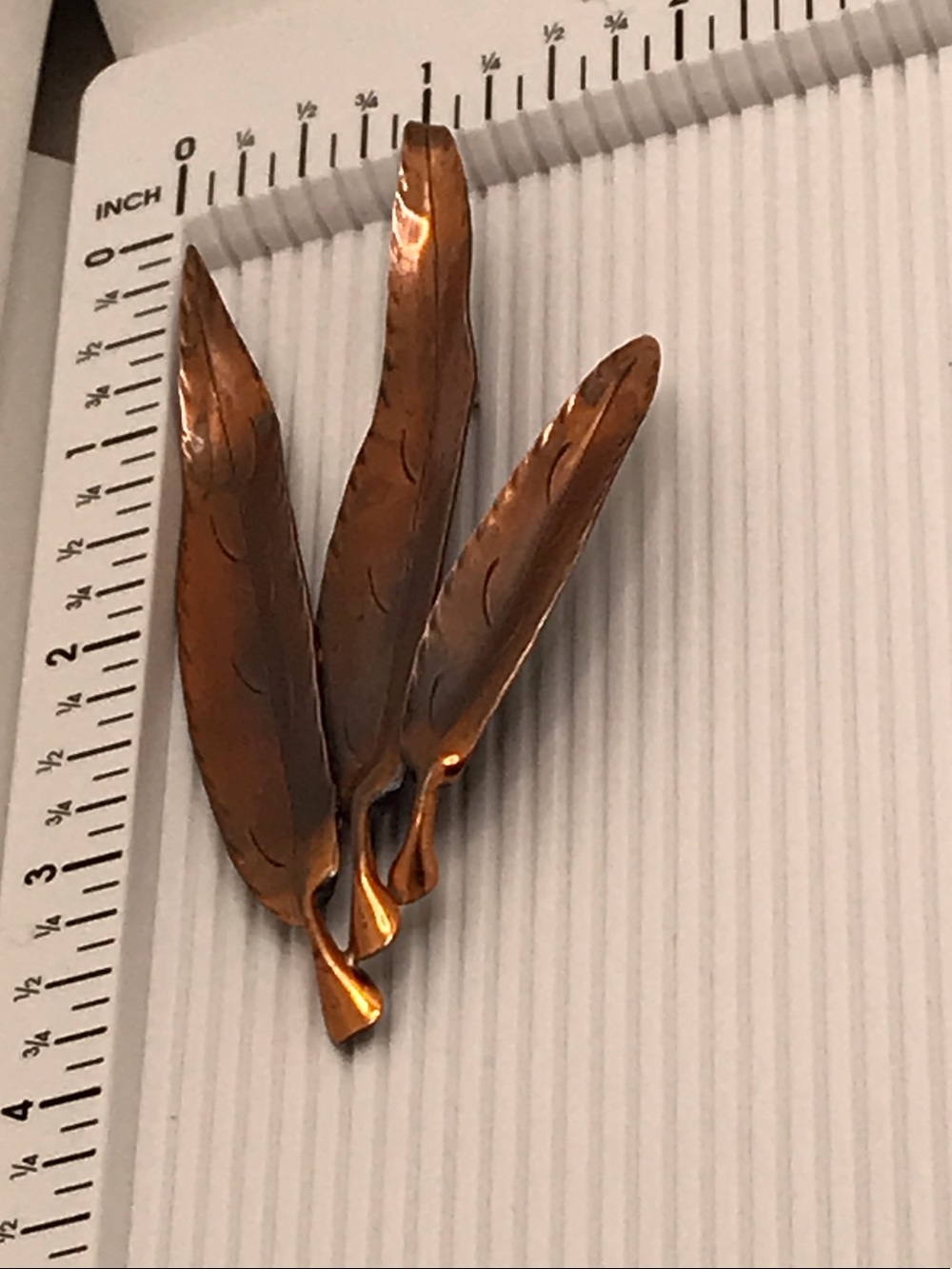 Vintage Stuart NYE Copper Feather Brooch - Picture 5 of 5